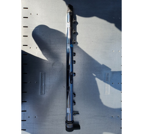 Rampa injectoare, BMW F01
